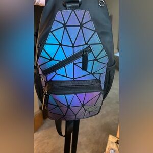IRIDESCENT GEOMETRIC BELT BAG. NWOT unisex